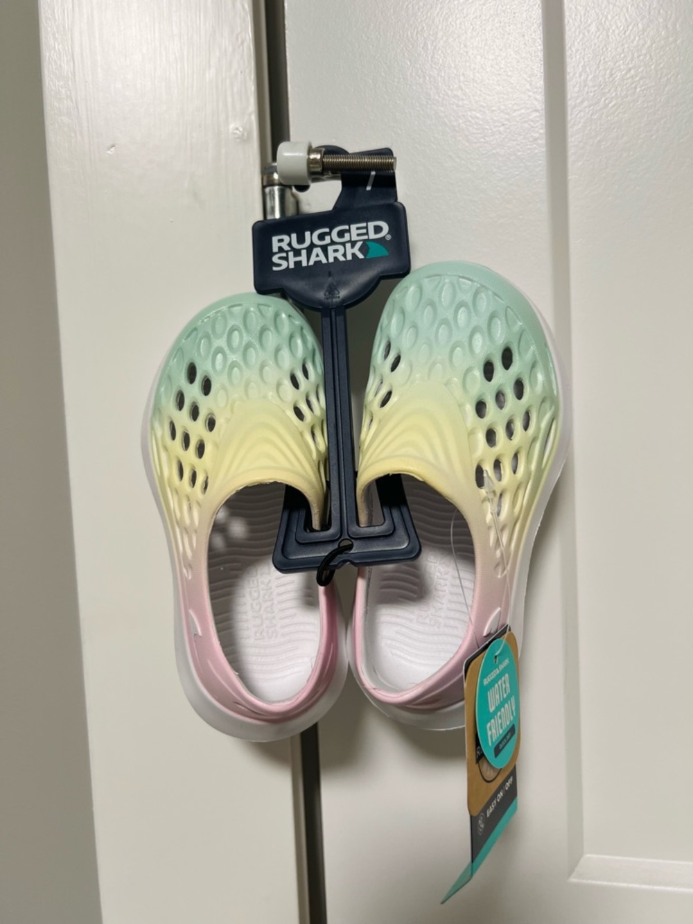 Rugged Shark Pastel Ombre Slip-On Water Shoes Clogs Size 7